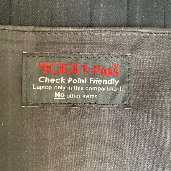 Tumi notebook bag - Picture 4 of 7